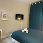 Saint-remy アパート